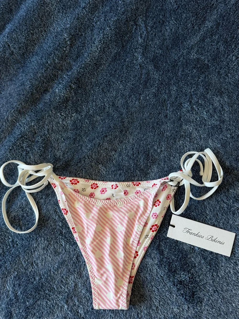 NWT Frankies Bikinis Pink Striped & Floral Triangle Bikini in Sprinkles👙🧁🌸🩷🤍